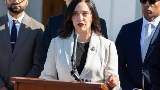 ���� �� �������� ���� ���� ������ ����� ������ ������� 25 �� �����